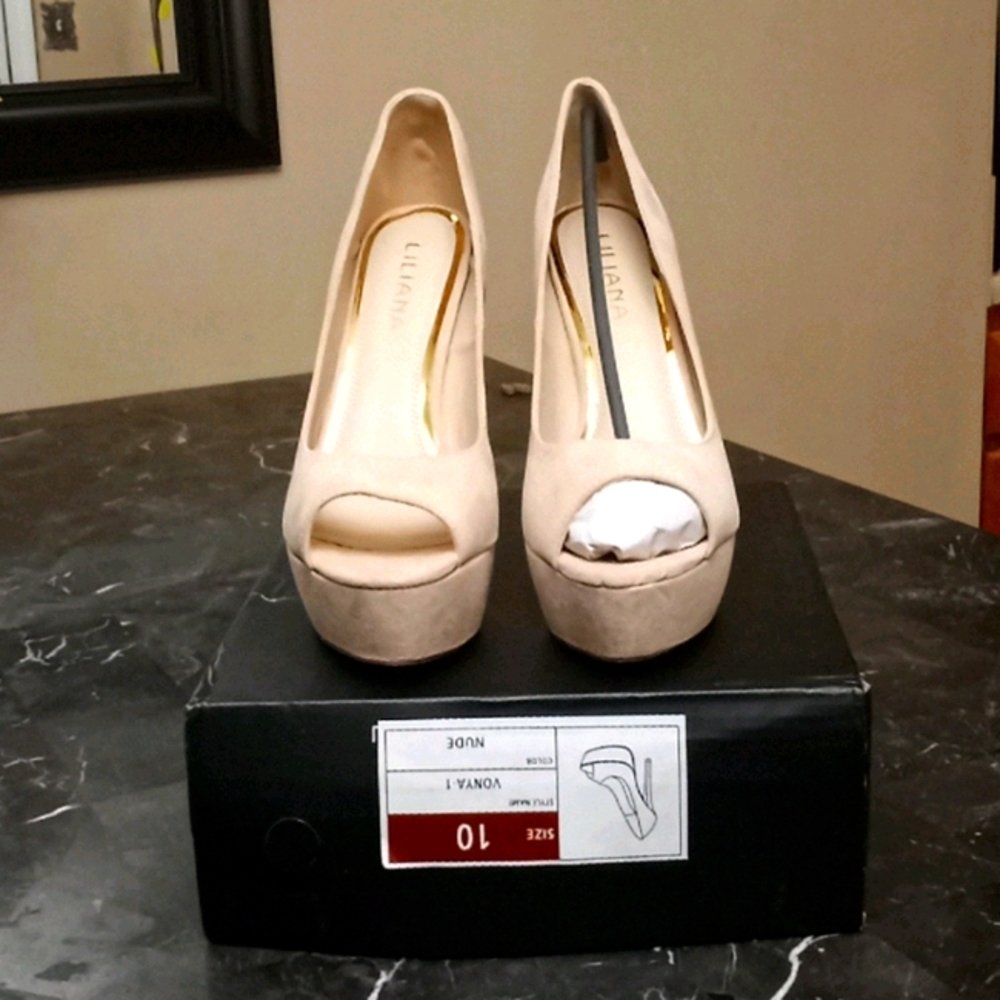 Liliana Platform Heels